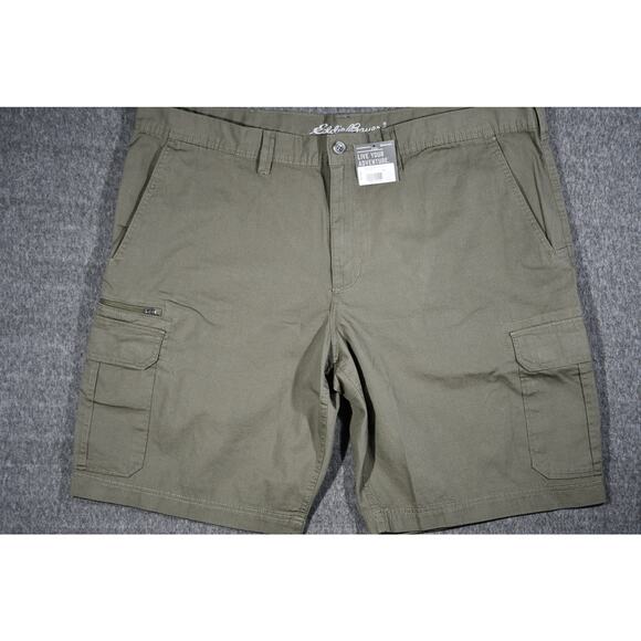 Eddie Bauer NWT Versatrex Flat Front Sz 44 Cargo Short Slate Green 100% Cotton - Picture 1 of 11